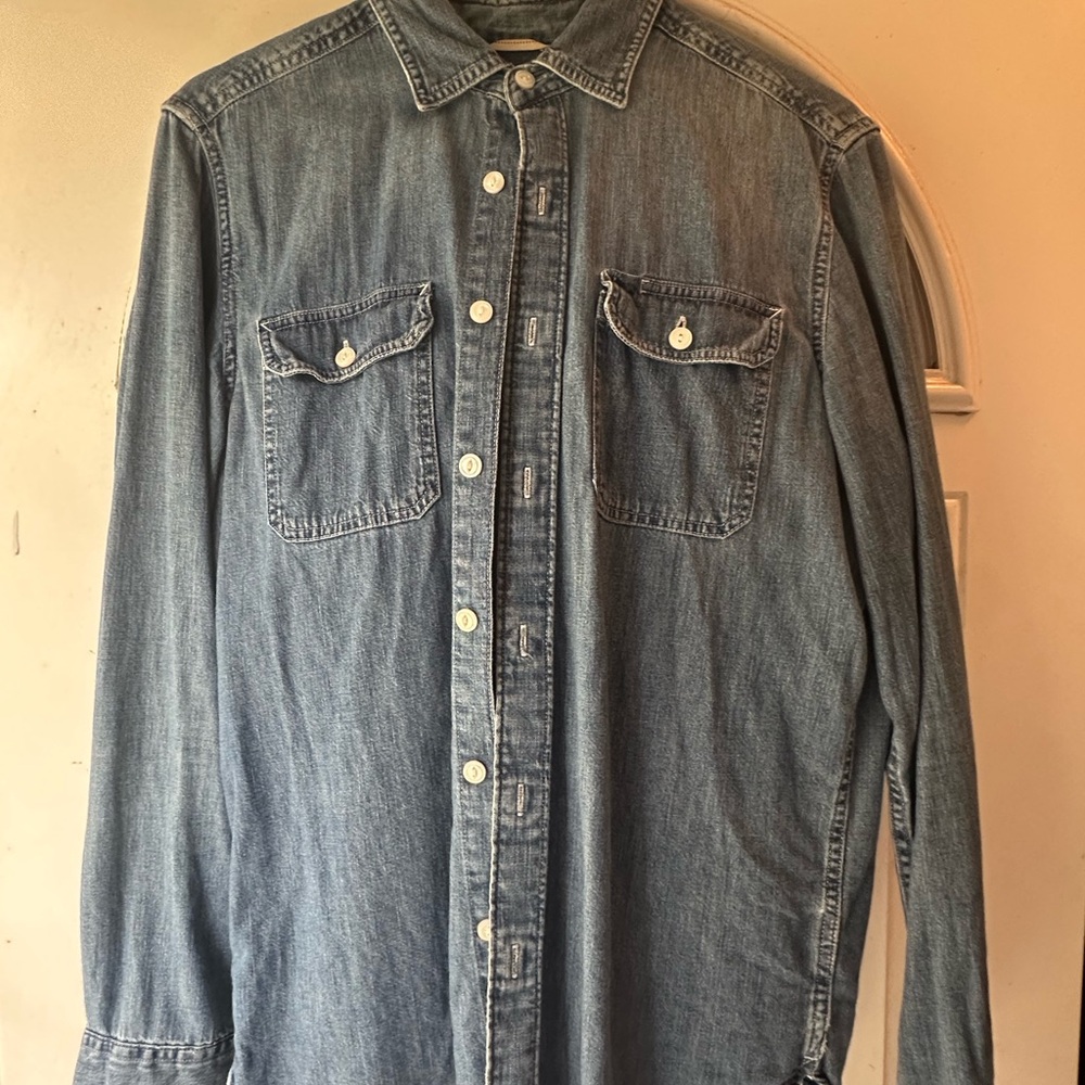 American Eagle Outfitters Blue Denim Casual Button Down Shirt
